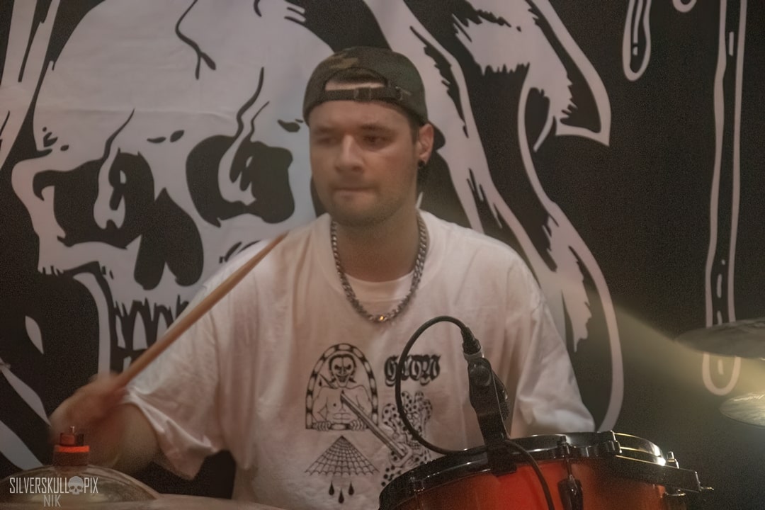 AKKMM22DSC_4528X-low-light.jpg - Silverskullpix