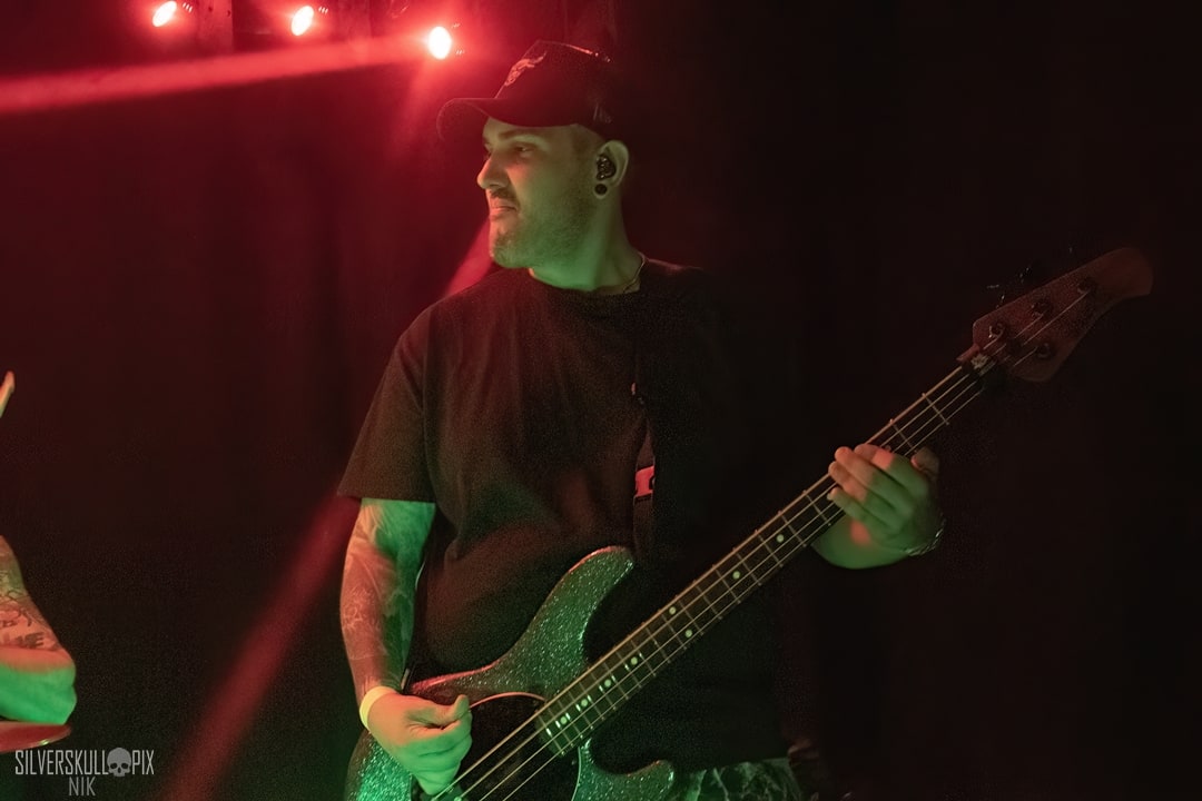 AKKMM22DSC_4594X-low-light.jpg - Silverskullpix