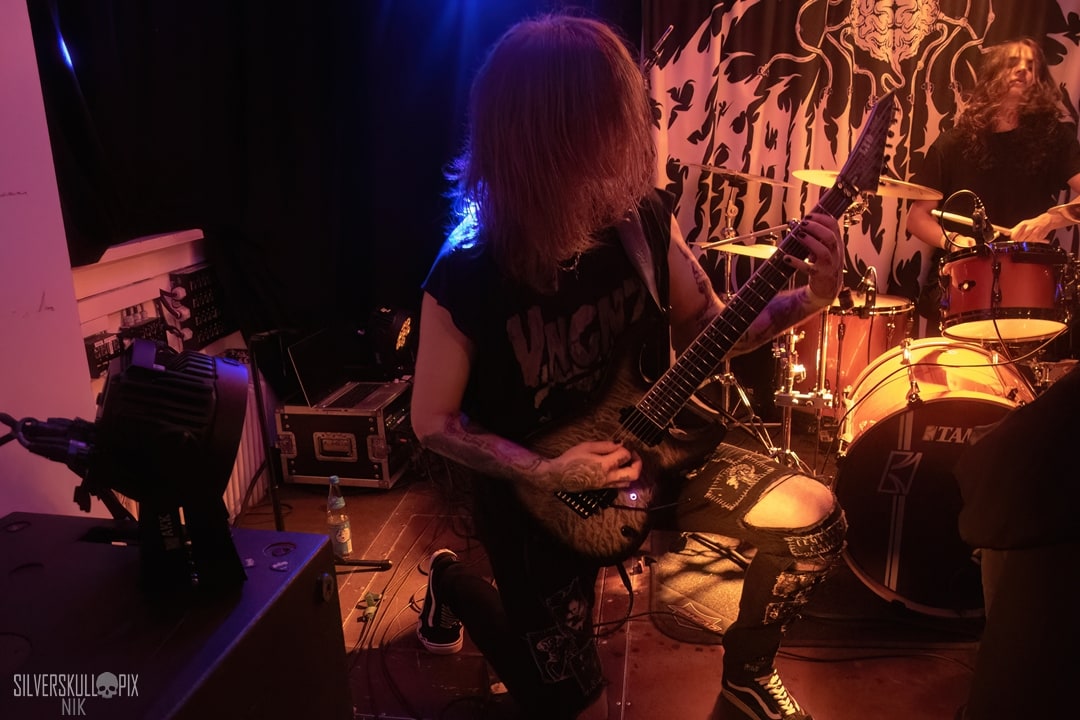 AKKMM22DSC_5736X-low-light.jpg - Silverskullpix