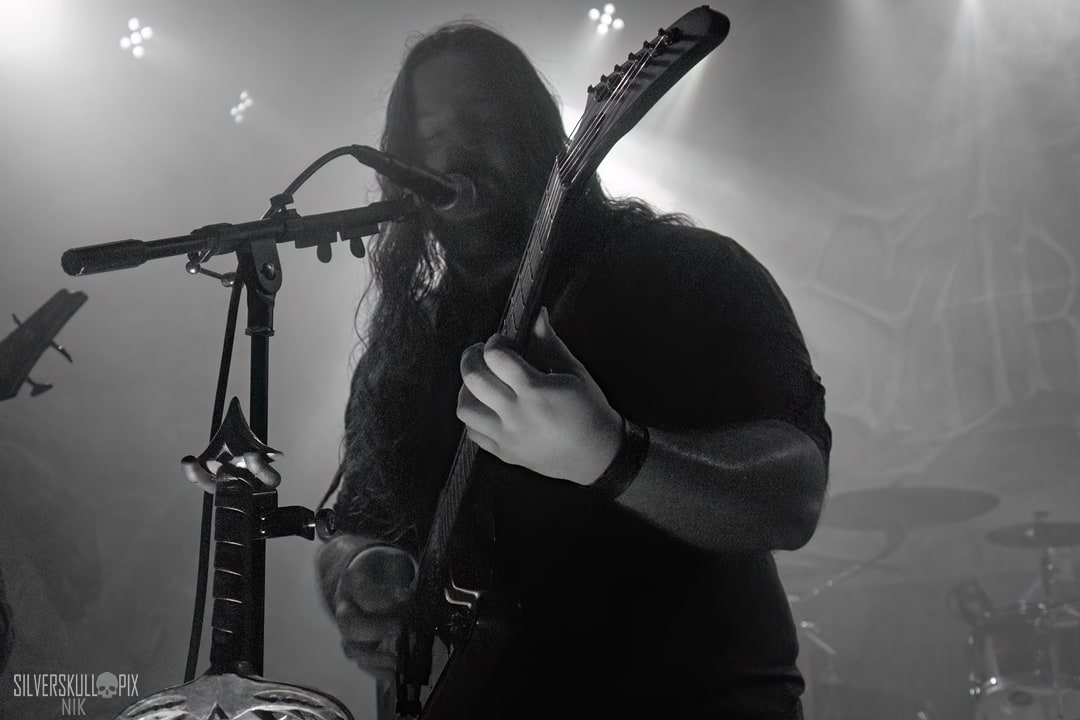 ashvol1DSC_9604X-low-light.jpg - Silverskullpix