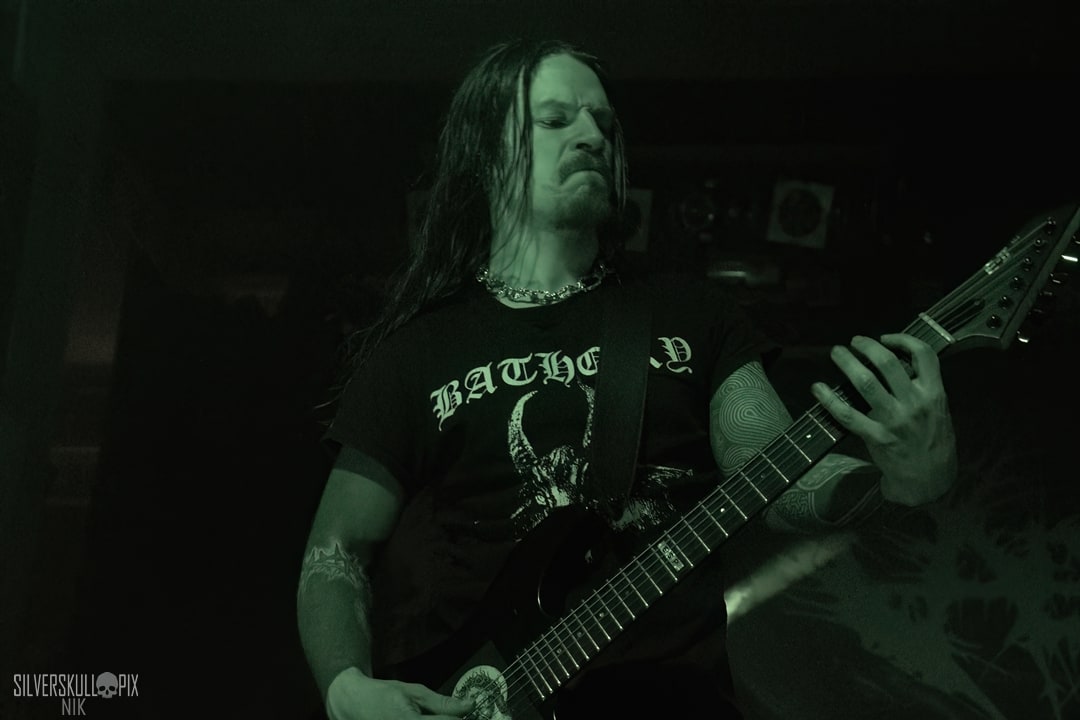 IDT26DSC_2106X-low-light.jpg - Silverskullpix
