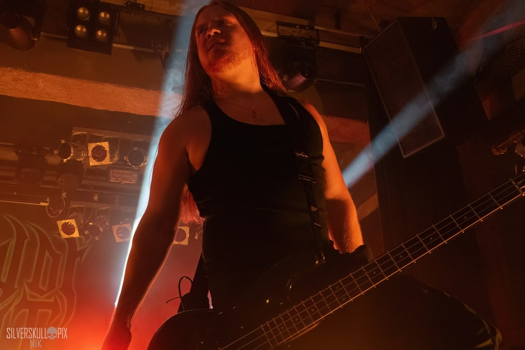 IDT26DSC_2563X-low-light.jpg - Silverskullpix
