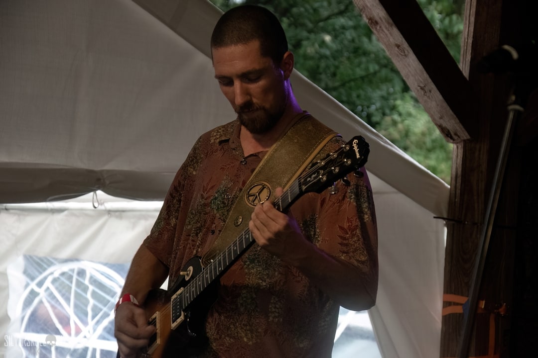 scuzzleDSC_7413X-low-light.jpg - Silverskullpix