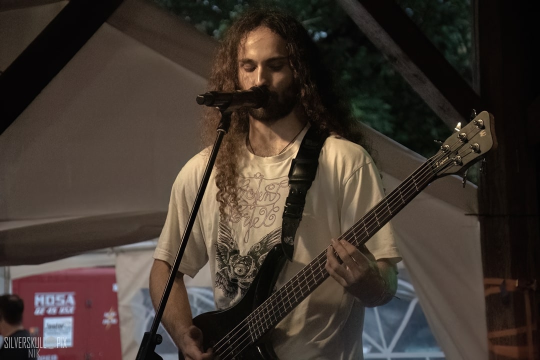 scuzzleDSC_7555X-low-light.jpg - Silverskullpix