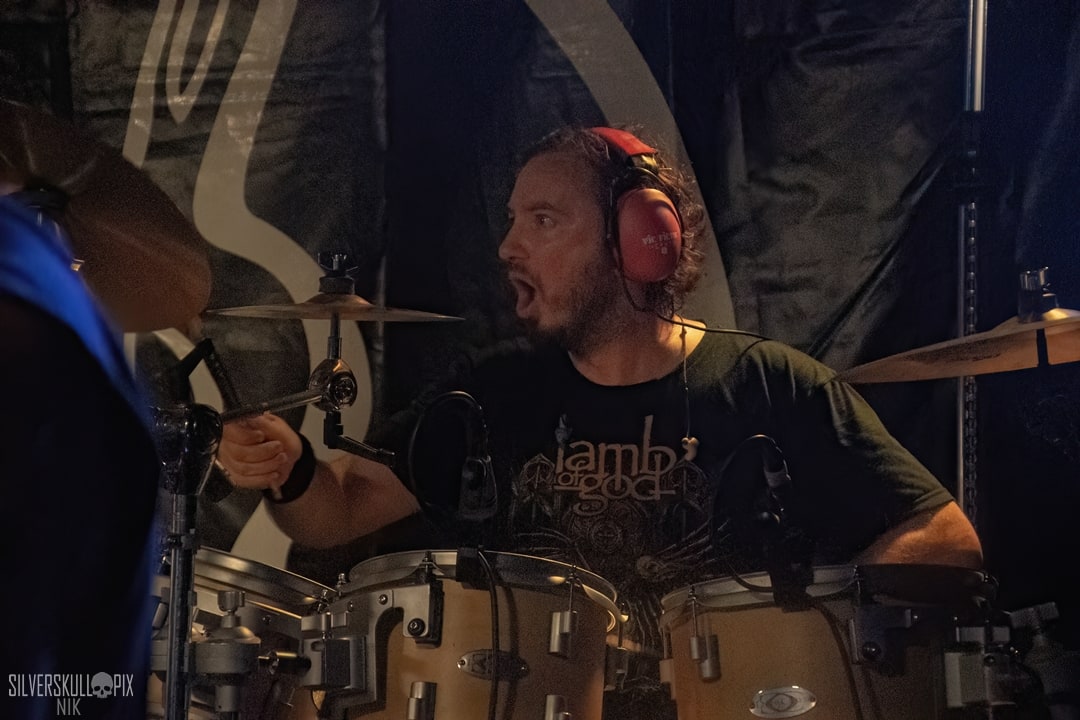 scuzzleDSC_7639X-low-light.jpg - Silverskullpix