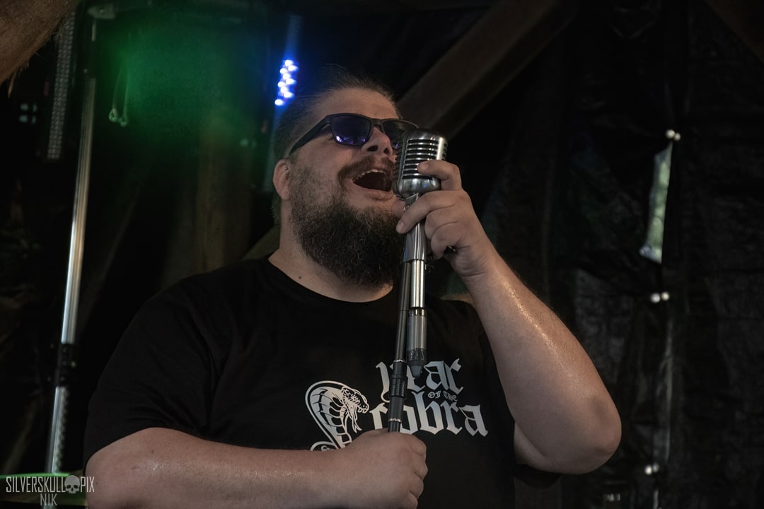 scuzzleDSC_8699X-low-light.jpg - Silverskullpix