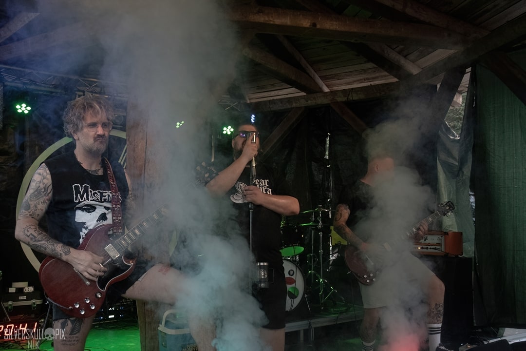 scuzzleDSC_8711X-low-light.jpg - Silverskullpix