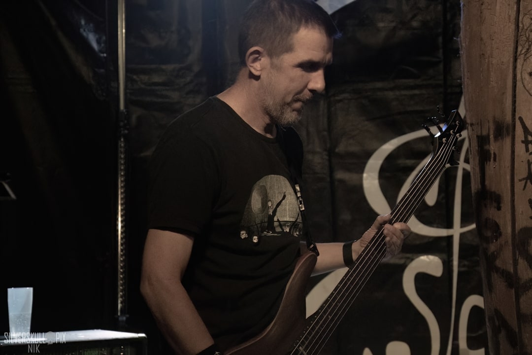 scuzzleDSC_8908X-low-light.jpg - Silverskullpix