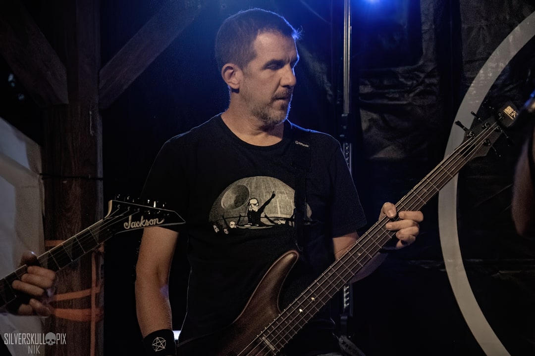 scuzzleDSC_9025X-low-light.jpg - Silverskullpix