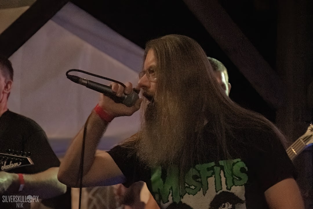 scuzzleDSC_9141X-low-light.jpg - Silverskullpix