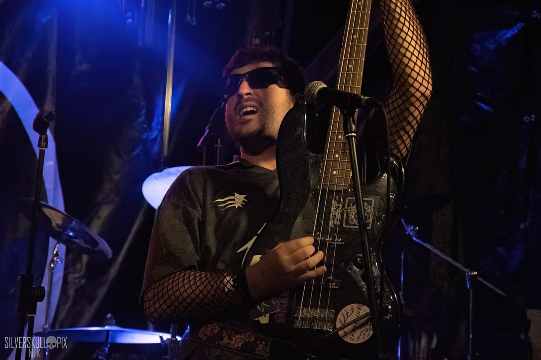 scuzzleDSC_9314X-low-light.jpg - Silverskullpix